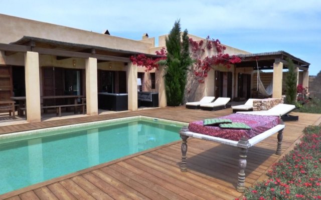 Villa With 5 Bedrooms in Formentera, With Private Pool, Furnished Terr