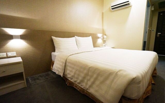 Win Inn Chiayi Hotel
