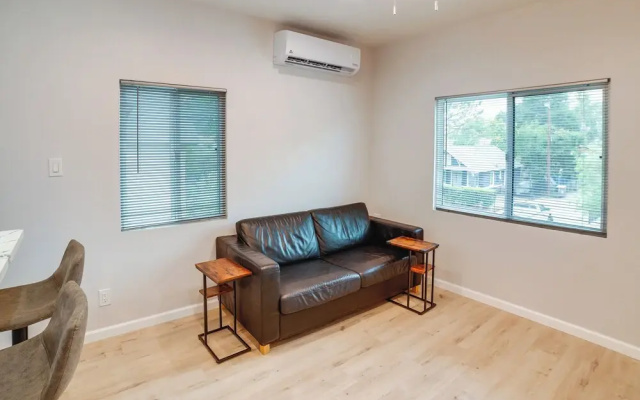 Pet-friendly Riverside Vacation Rental w/ Patio! - фото 3