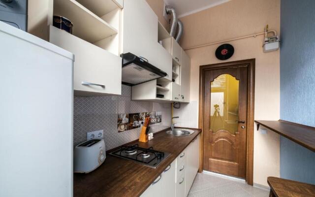 Modern 2BR Apartment in Central Lviv