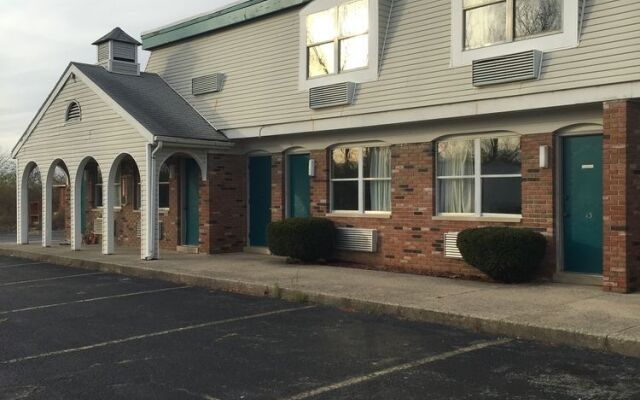 Red Carpet Inn Piqua