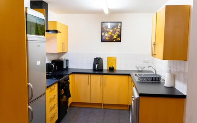 1 Bed - Sleeps 2 - 7 min Walk to Hackney Station