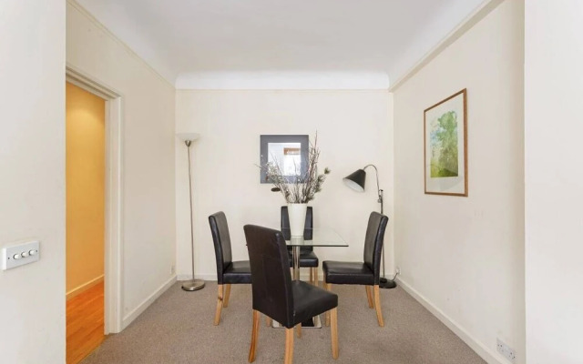 Modern 1bed in Sloane Square, Central London