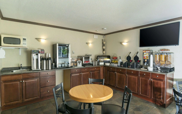 Quality Inn & Suites