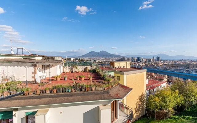 Bright Apartment Private Parking Naples