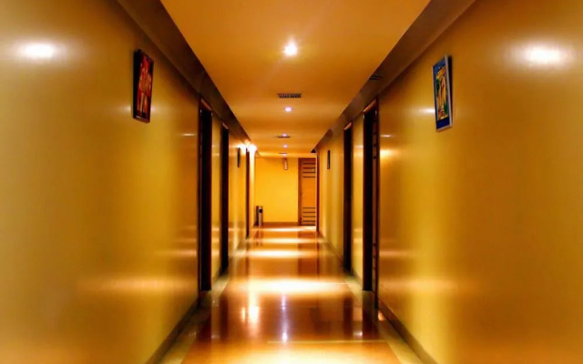 OYO 9303 Celebrity Skyhy Rooms