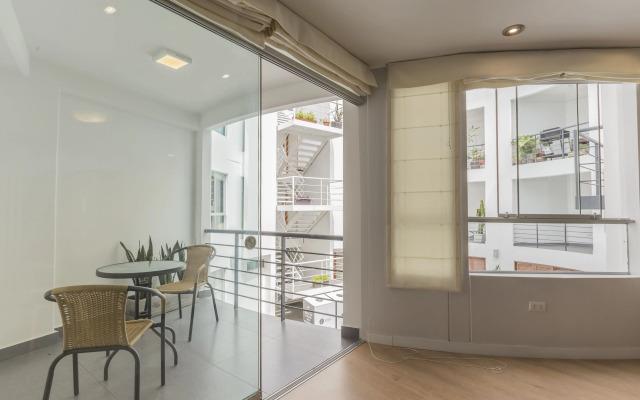 Nomad Apartments in Bohem Barranco by Wynwood-House