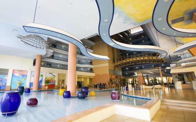 Mantra Crown Towers