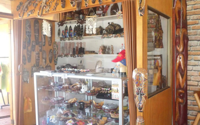 Mataveri Inn