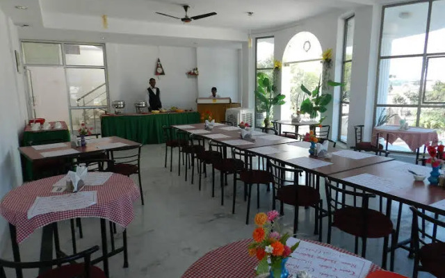 Hotel Khajuraho Inn