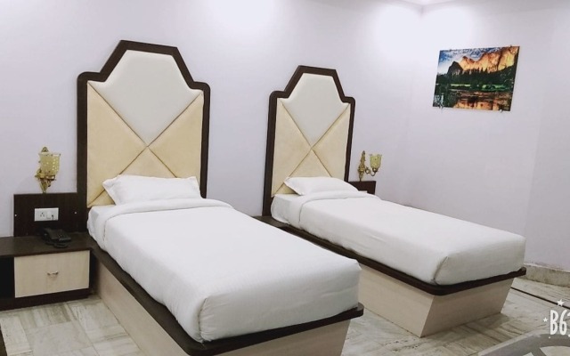 Benaras Kothi