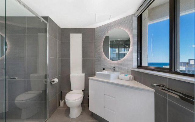 Surfers Century Oceanside Apartments