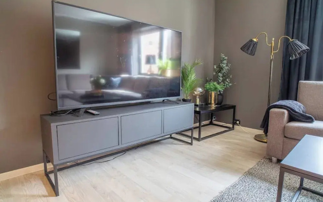 Cozy Ålesund Apartment With Private Entrance & Free Parking