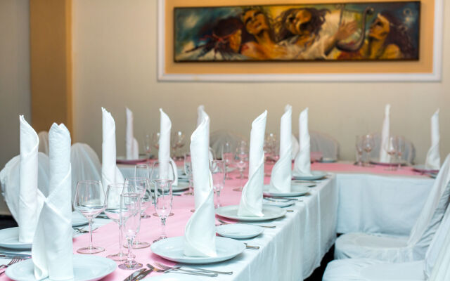 Fitos Inn Guest House