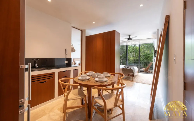 NHOA 208A Lux 2BR Condo Jungle View in Aldea Zama