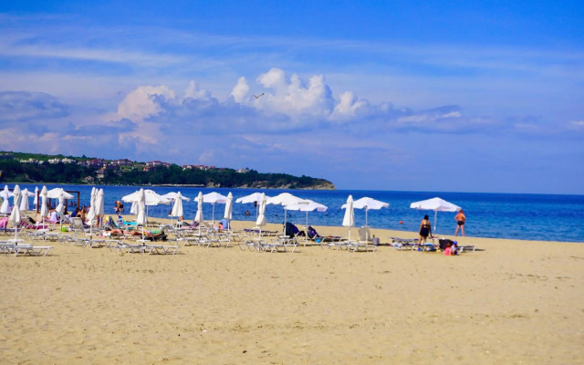 Апартамент Сънрайз Обзор - Apartment Sunrise Obzor