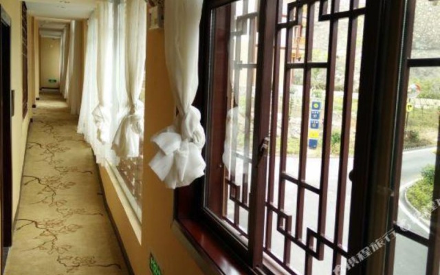 Miaodu Impression Hotel – Guest Rooms – Qiandongnan
