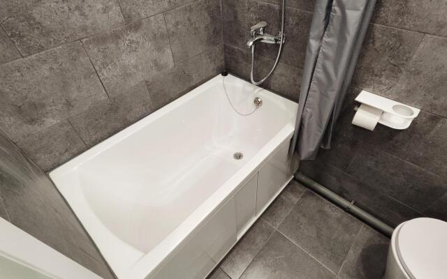 Kazanhost (КазаньХост) Зелёный на улице Нурсултана Назарбаева