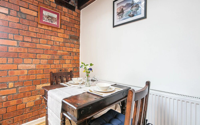 Victoria Quays Loft Apt - Free Parking