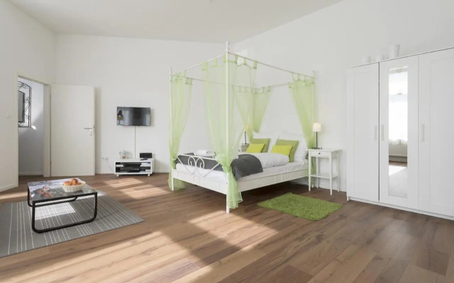 Studio Apartment Niemetzstr 51