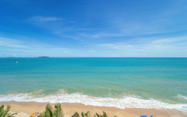 That sea in Sanya The sea infinity pool designer Meisu