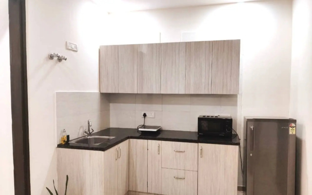 BluO Studio DLF Golf Course Road - Artemis