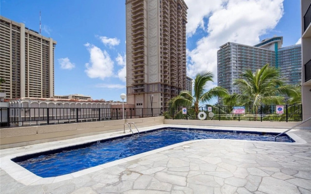 Aqua Palms 816 Condo by Redawning