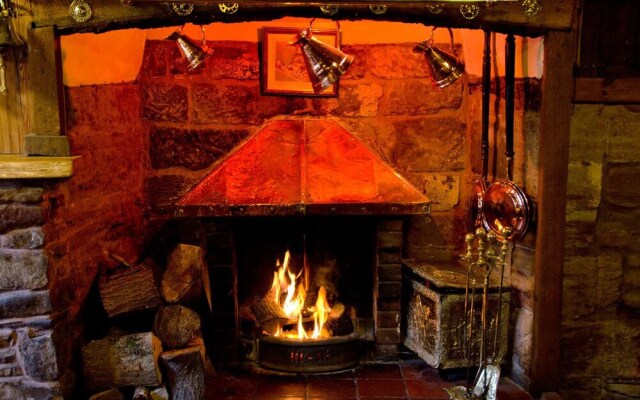 The Halfway House Inn