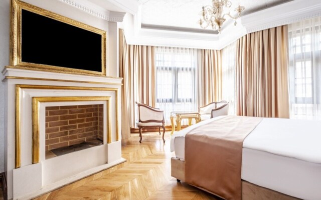 Superb Studio in Historic Mansion in Beylerbeyi