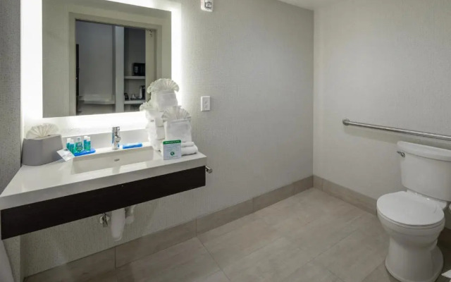 Quality Inn Civic Center