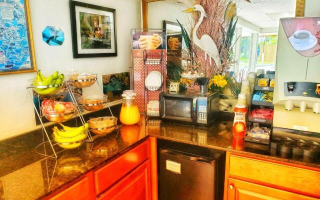 The Port Hotel & Marina