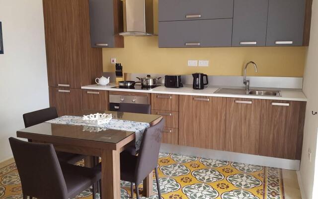 Fully Air-conditioned Traditional Maltese House
