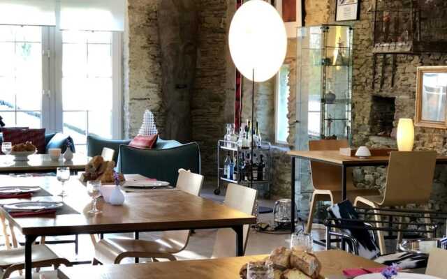 Les Rochers Chambres d'Hôtes