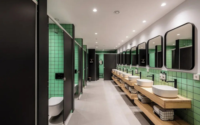 Colo Colo. The Smart Hostel Valencia