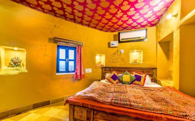 Mud Mirror Guesthouse