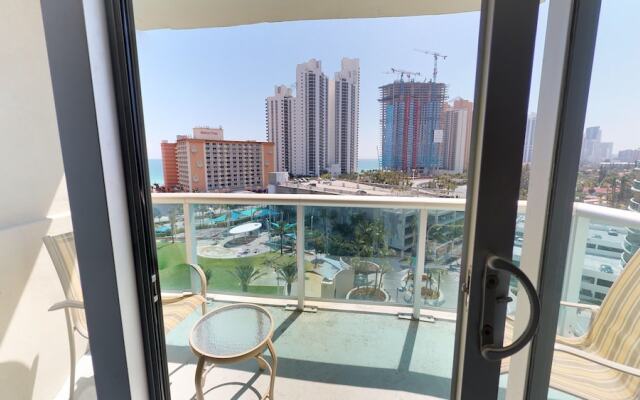 19370 Collins Ave # 1017