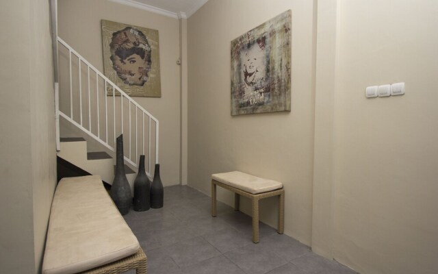 Irooms Homestay By OYO Rooms