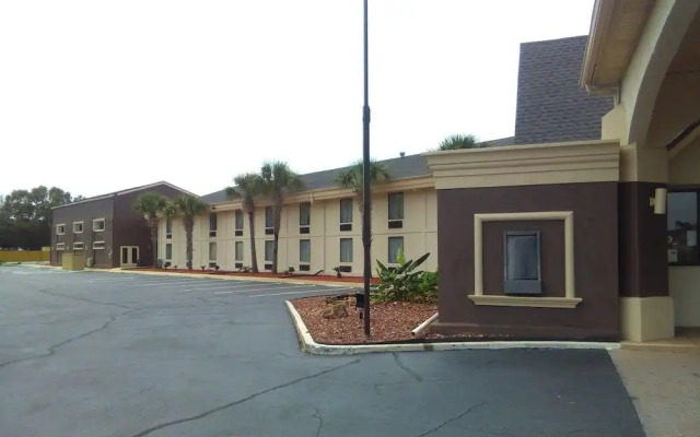 SureStay Plus Hotel by Best Western Pensacola