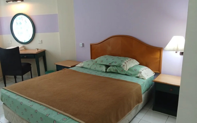 Seri Bulan Condominium