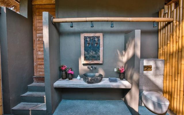 Slow Private Pool Villas