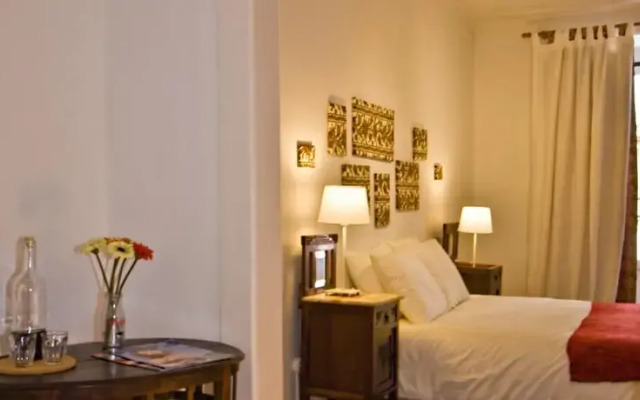 Bairro Alto Apartment Rosa
