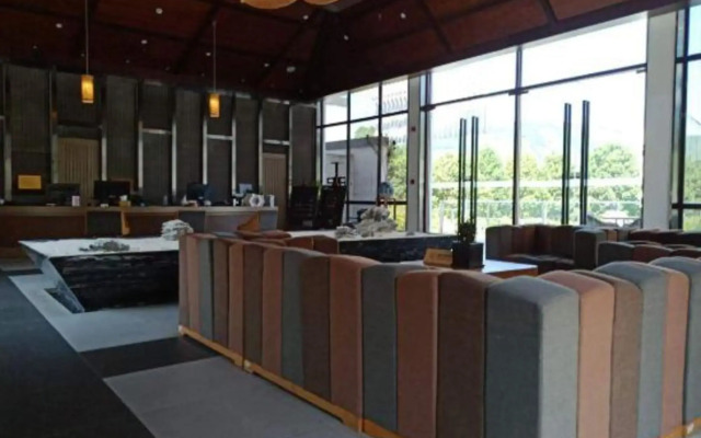 Best White Campsort Xilong Chagu Resort