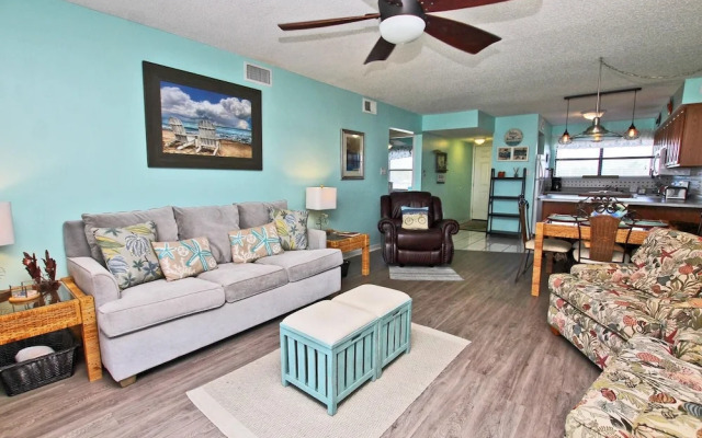 Seascape 102 by Youngs Suncoast