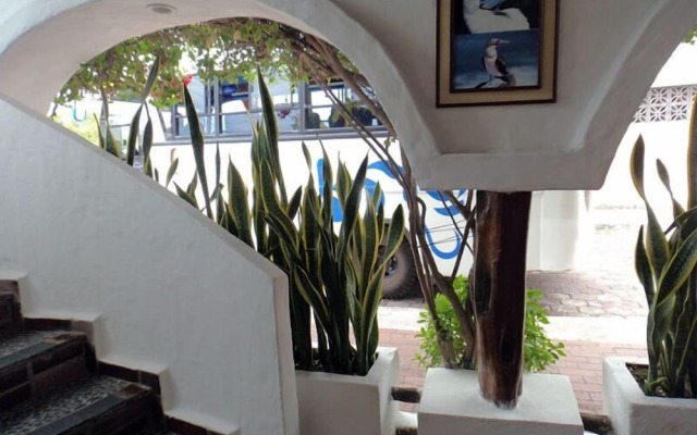 Hotel Crossman