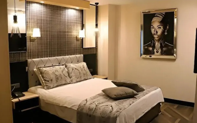 Enki Royal Cesme Hotel