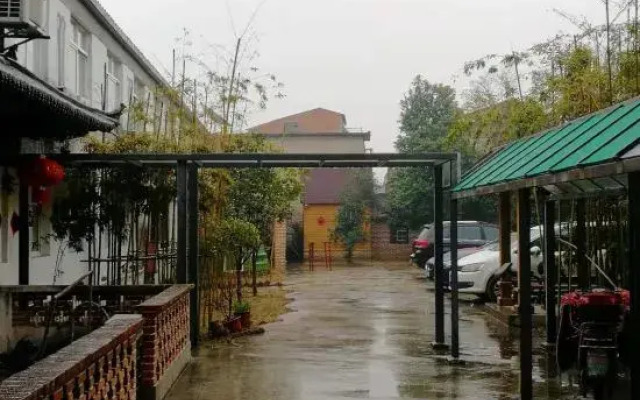 promise  french  Inn