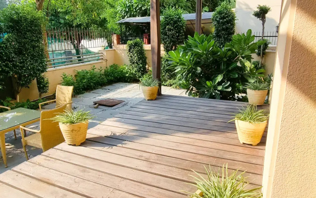CRS Inn - A Premium Homestay ( near Cyber Hub)
