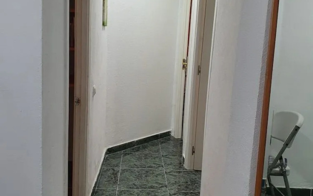 Low Cost Room Plaza de Hierro IV