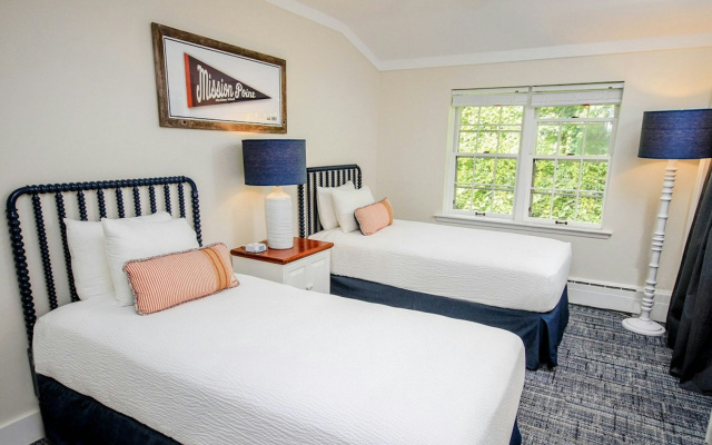 Mission Point Resort