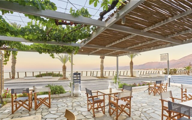 Maistrali Sea View Apartments